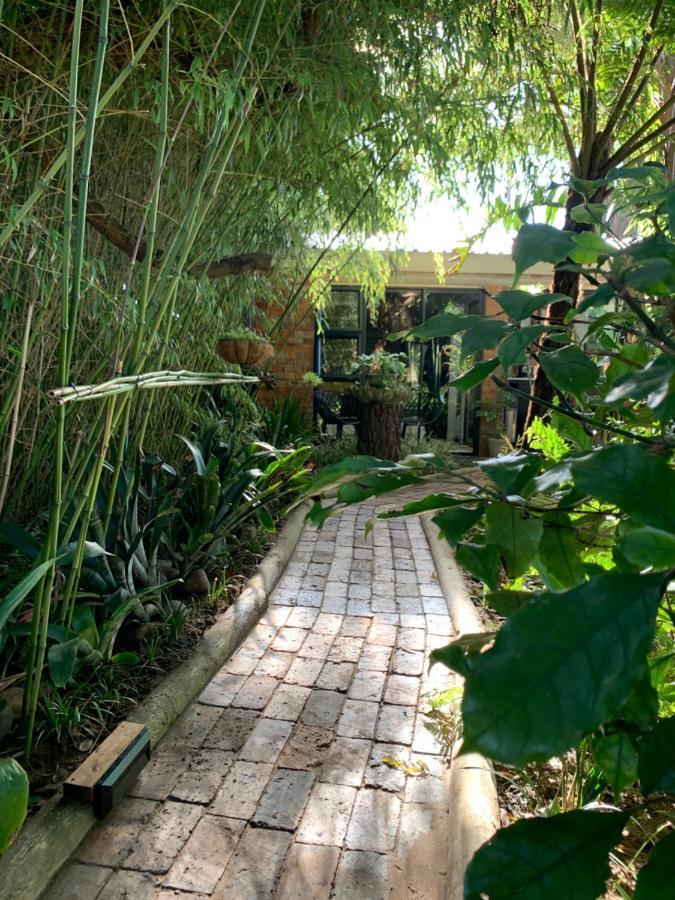 Апартаменты The Secret Garden Hideaway Моссел-Бей Экстерьер фото